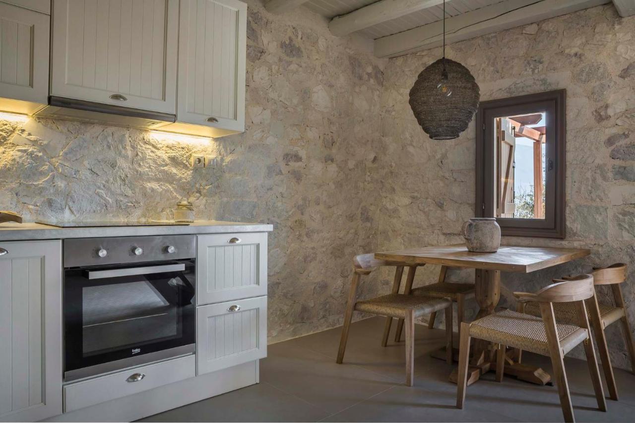 Ploes Luxury Cottages Pesádha Esterno foto