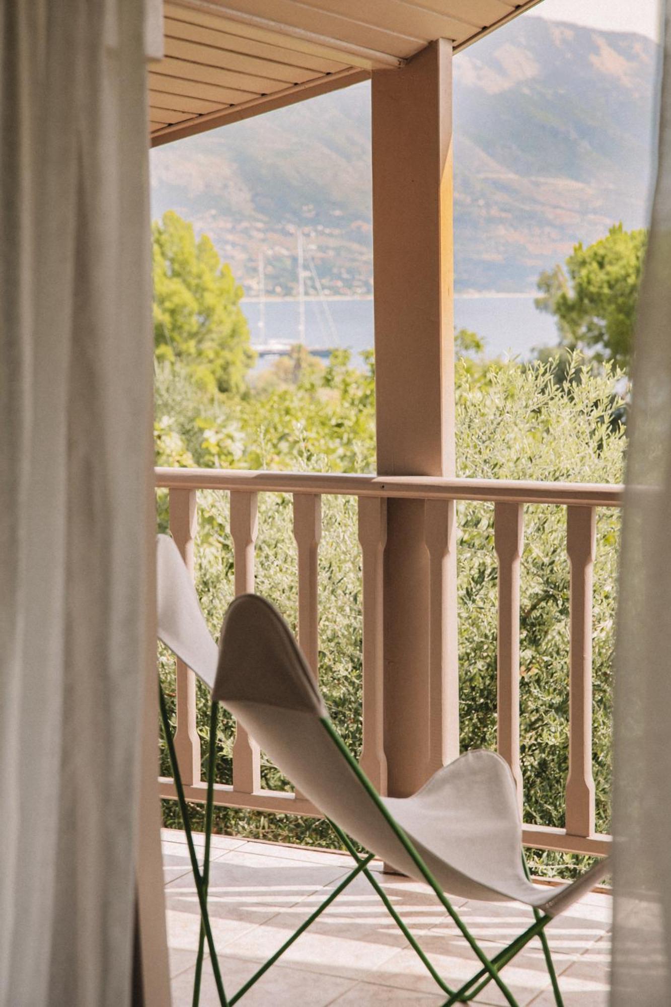 Ploes Luxury Cottages Pesádha Esterno foto