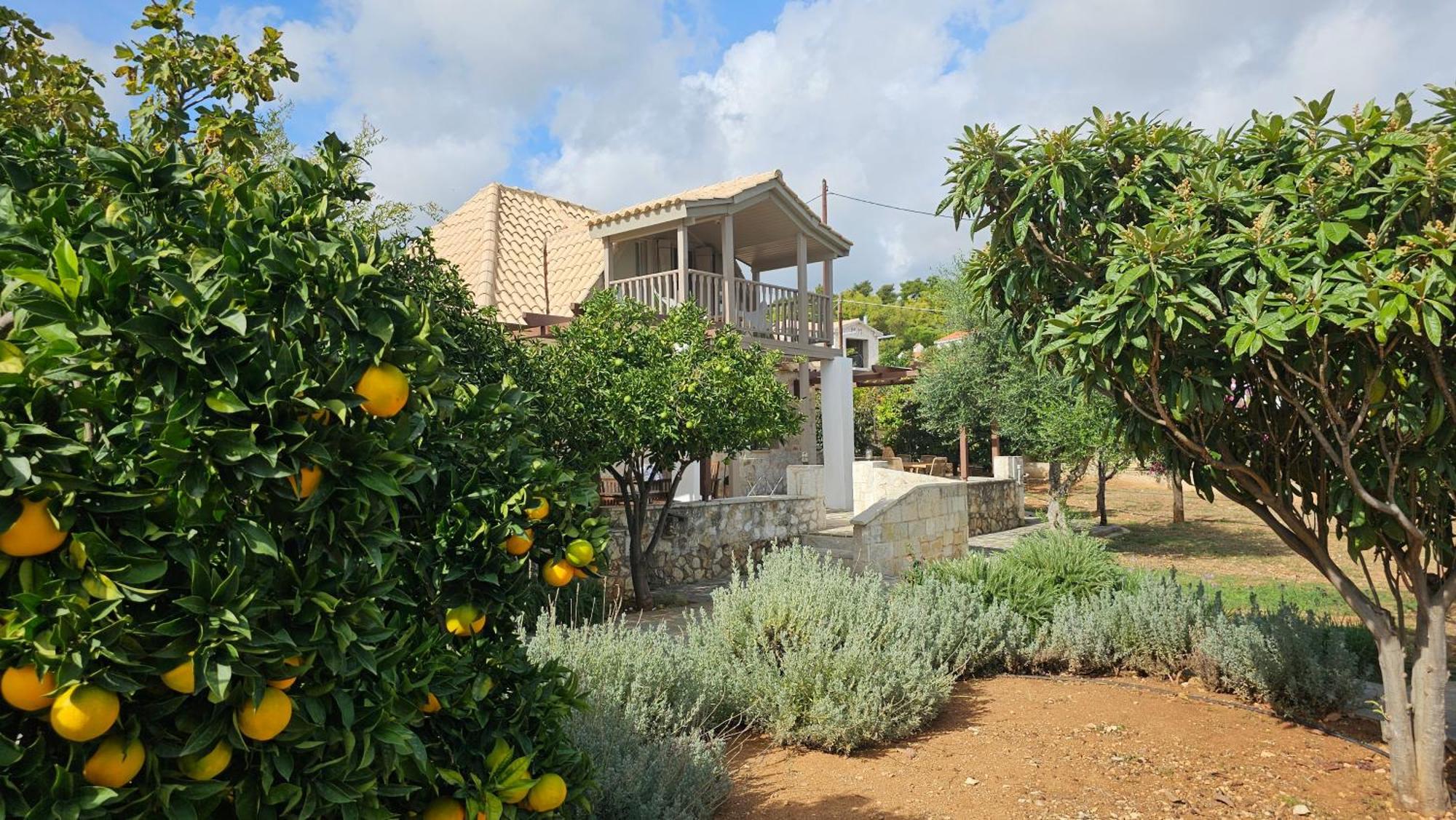 Ploes Luxury Cottages Pesádha Esterno foto